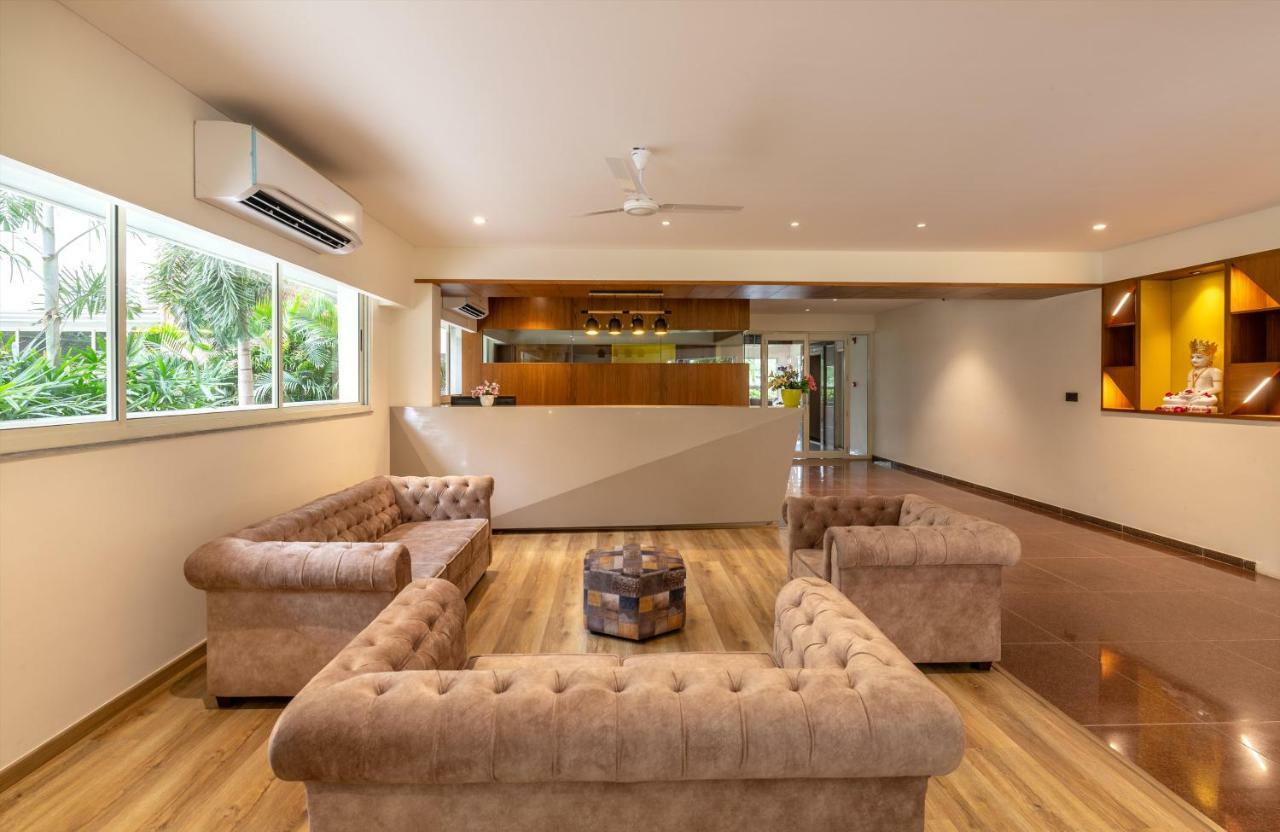 Siara Styles Amba Suites, Gandhinagar Exterior foto